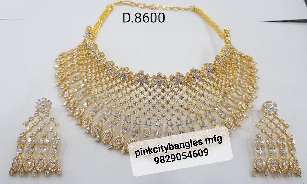 AD Necklace