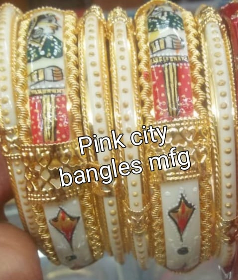 Hand Painting Bangles