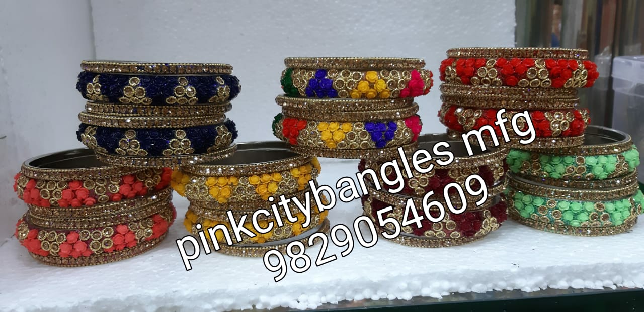 Lac Bangle Set
