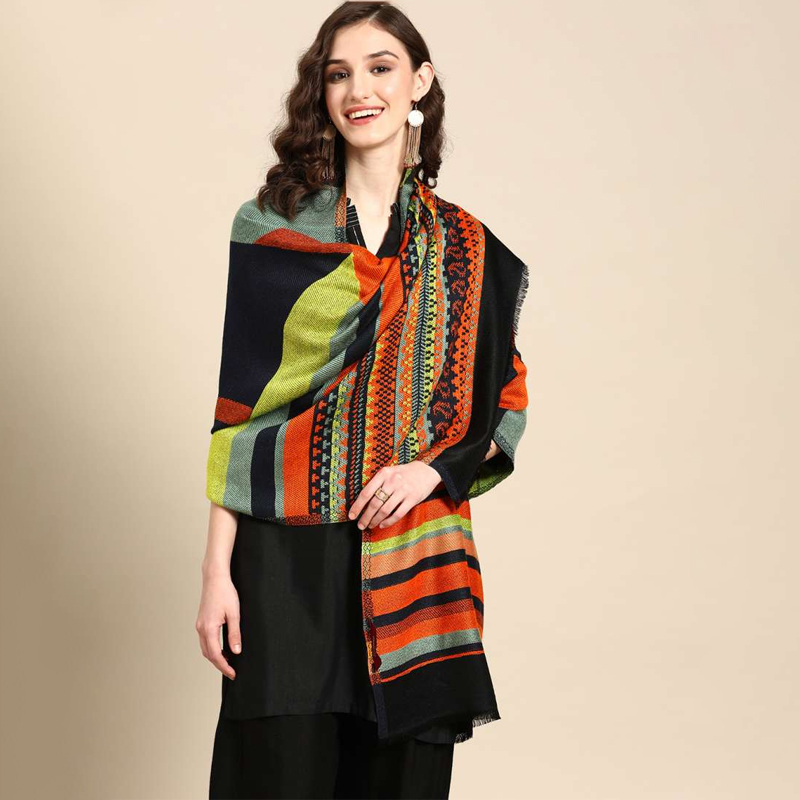 Model Printed Women Stole