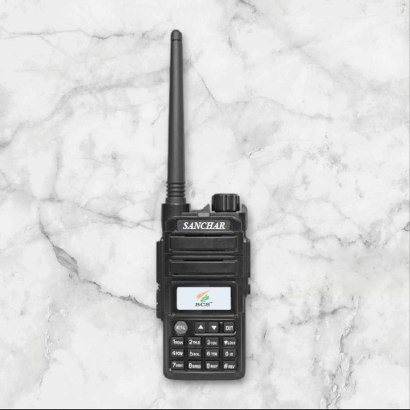 VHF HANDHELD WALKIE TALKIE