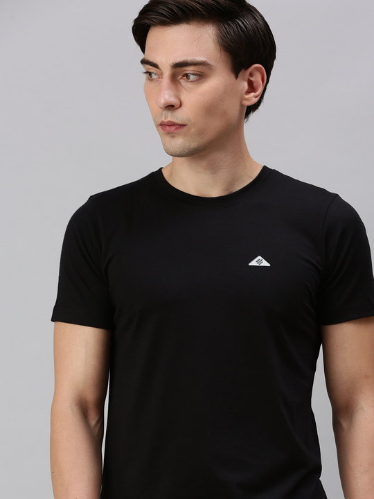 R-Neck T-Shirt