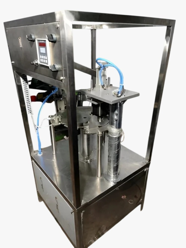 12 Bpm Numetic Water Bottle Filling Machine